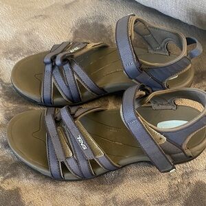 Teva Women's Black Strappy Outdoor Sandals Size 9